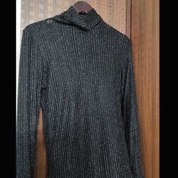 Shimmer High Neck Mesh Top - Picture 4 of 6